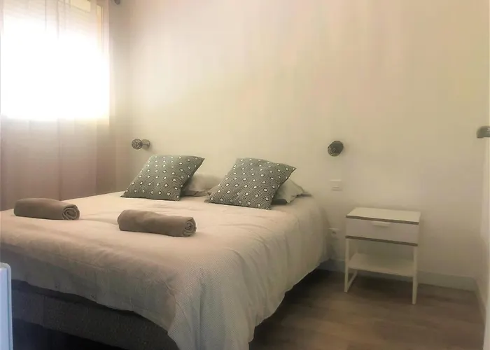 Les Baux 1 Holiday home *